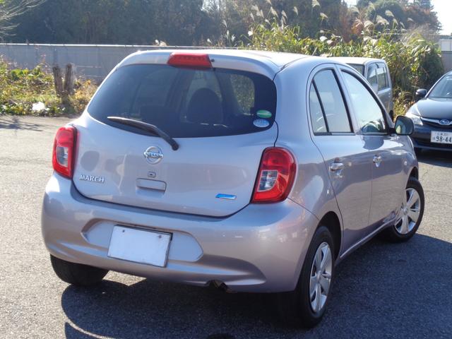 マーチ 12S Vパッケージ 14インチ WエアB ABS スマートキー プッシュスタート メモリーナビ DVD再生 CD Bluetooth フルセグTV プライバシーガラス タイミングチェーン 走行43000キロ 取説記録簿(9枚目)