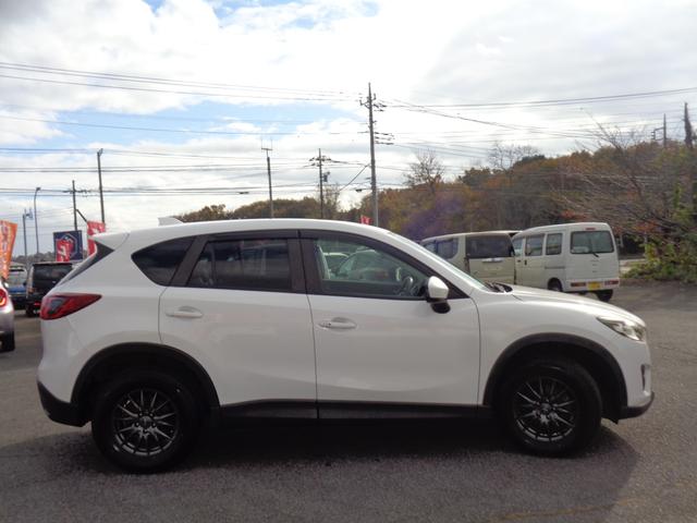 ＣＸ－５ ＸＤ　Ｌパッケージ　１６インチ　ディーゼルターボ　４ＷＤ　ＨＩＤライト　フォグ　スマートキー　プッシュスタート　メモリーナビ　ＤＶＤ再生　ＣＤ　Ｂｌｕｅｔｏｏｔｈ　フルセグＴＶ　Ｂカメラ　本革シート　シートヒーター（5枚目）