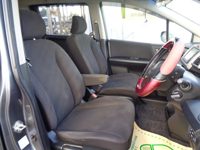 フリード フレックス　エアロ　純正フルエアロ　１５インチ　ＨＩＤライト　ＷエアＢ　ＡＢＳ　スマートキー　ＨＤＤナビ　ＤＶＤ再生　ＣＤ　Ｂｌｕｅｔｏｏｔｈ　ワンセグＴＶ　Ｂカメラ　ＥＴＣ　両側パワースライドドア　５人乗　走行６．７万（14枚目）