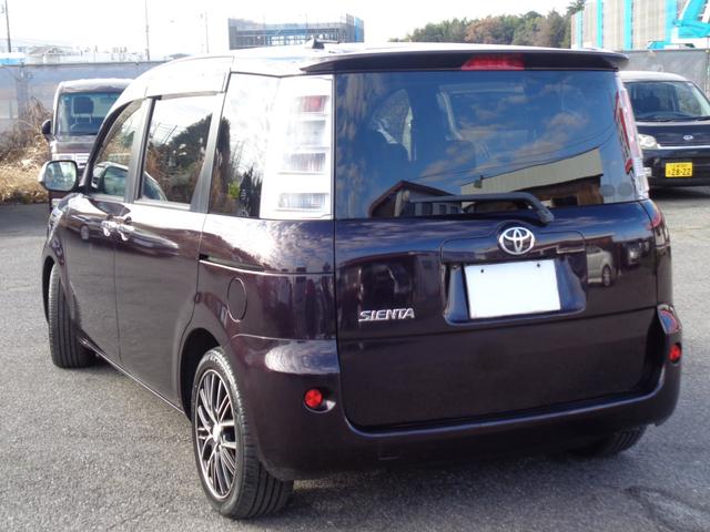 シエンタ DICEリミテッド エアロバンパー 16インチ HIDライト フォグ WエアB ABS キーレス メモリーナビ DVD再生 CD Bluetooth フルセグTV Bカメラ ETC パワスラ 走行6.6万 取説記録 後期(10枚目)