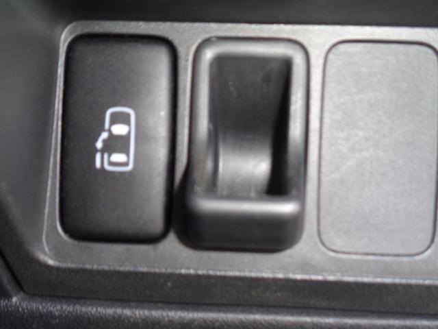 シエンタ DICEリミテッド エアロバンパー 16インチ HIDライト フォグ WエアB ABS キーレス メモリーナビ DVD再生 CD Bluetooth フルセグTV Bカメラ ETC パワスラ 走行6.6万 取説記録 後期(22枚目)