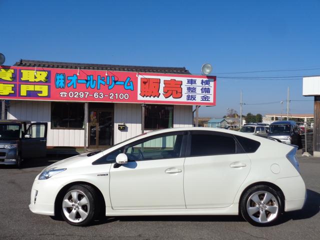 プリウス Sツーリングセレクション モデリスタエアロ 17インチ LEDヘッドライト スマートキー プッシュスタート HDDナビ DVD再生 CD Bluetooth フルセグTV Bカメラ ETC ステアリモコン 走行75300キロ(6枚目)