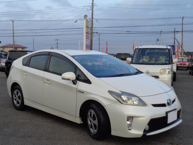 プリウス S LEDヘッドライト フォグ 15インチ スマートキー プッシュスタート HDDナビ DVD再生 CD Bluetooth フルセグTV Bカメラ ETC シートヒーター 走行5.1万 取説記録 後期型(8枚目)