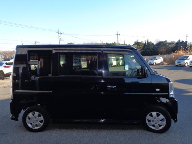 エブリイワゴン ＰＺターボ　標準ルーフ　純正フルエアロ　フォグランプ　１３インチ　ＩＣターボ　ＷエアＢ　ＡＢＳ　キーレス　ＣＤコンポ　両側スライドドア　左パワースライドドア　タイミングチェーン　走行８５０００キロ　取説　後期型（5枚目）