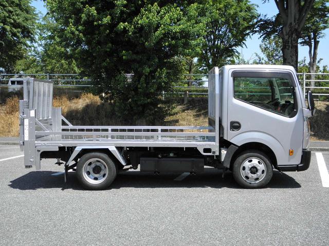 キャンター 　バイク積載車。バイク運搬車。パワーゲート。１．５ｔ。（5枚目）