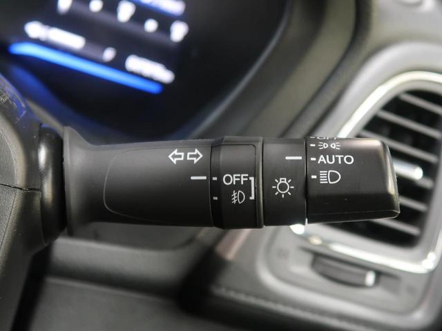 ハイブリッドZ シティブレーキシステム 禁煙車 純正8型ナビ バックカメラ Bluetooth接続 フルセグ ETC ハーフレザー LEDヘッド クルーズコントロール スマートキー ドライブレコーダー フォグランプ(49枚目)