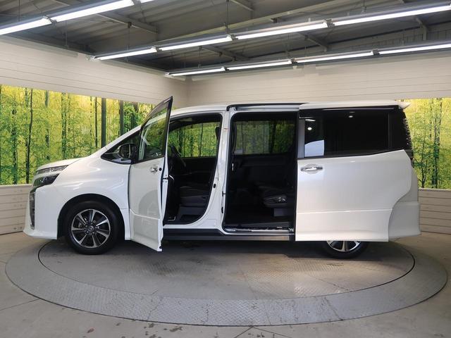 ZS 煌II 純正10型ナビ フリップダウンモニター 両側電動スライド セーフティセンス 禁煙車 バックカメラ Bluetooth接続 フルセグ ETC2.0 LEDヘッド LEDフォグ クルーズコントロール(22枚目)
