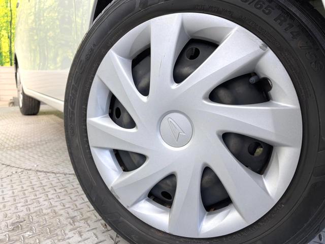L SA スマートアシスト 禁煙車 アイボリーインテリア 盗難防止装置 純正CDオーディオ プライバシーガラス シートリフター シートアンダートレイ ヘッドライトレベライザー ベンチシート 横滑り防止装置(14枚目)