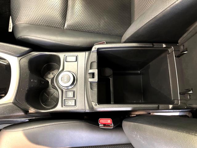 20X エマージェンシーブレーキパッケージ 禁煙車 純正8型ナビ Bluetooth接続 ETC 前席シートヒーター 防水シート LEDヘッド スマートキー ドライブレコーダー ルーフレール 車線逸脱警報 純正17インチアルミ フォグランプ(38枚目)