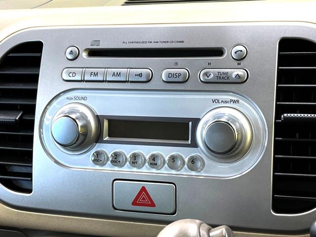 S 禁煙車 ETC 盗難防止装置 純正CDオーディオ プライバシーガラス シートアンダーボックス ヘッドライトレベライザー ターコイズ内装色 ベンチシート 電動格納ミラー(4枚目)
