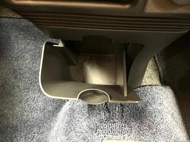X 禁煙車 クラリオンナビ ETC スマートキー 純正14インチアルミ ベージュインテリア 地デジ プライバシーガラス 盗難防止装置 ベンチシート バニティミラー ヘッドライトレベライザー 電動格納ミラー(28枚目)