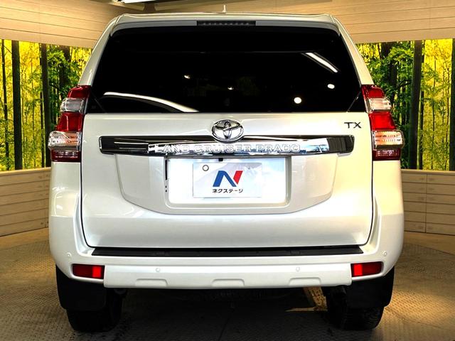 TX Lパッケージ ムーンルーフ 黒革シート 7人乗 禁煙車 メーカーナビ バック・サイド・フロントカメラ Bluetooth接続 フルセグ ETC2.0 前席パワーシート 前席シートヒーター LEDヘッド スマートキー(17枚目)