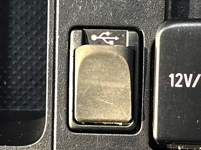 TX Lパッケージ ムーンルーフ 黒革シート 7人乗 禁煙車 メーカーナビ バック・サイド・フロントカメラ Bluetooth接続 フルセグ ETC2.0 前席パワーシート 前席シートヒーター LEDヘッド スマートキー(43枚目)