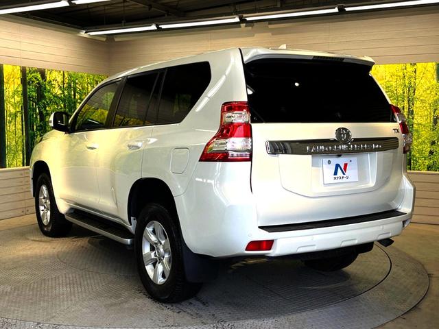 TX Lパッケージ ムーンルーフ 黒革シート 7人乗 禁煙車 メーカーナビ バック・サイド・フロントカメラ Bluetooth接続 フルセグ ETC2.0 前席パワーシート 前席シートヒーター LEDヘッド スマートキー(62枚目)