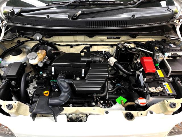 L デュアルセンサーブレーキ 禁煙車 シートヒーター リアセンサー 誤発進抑制 ハイビームアシスト 車線逸脱警報 オートライト エネチャージ 盗難防止装置 純正CDオーディオ アイドリングストップ(17枚目)