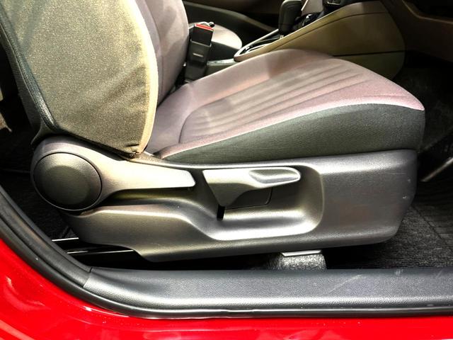 G ディスプレイオーディオ ナビキット 禁煙車 セーフティセンス クリアランスソナー バックカメラ オートライト オートエアコン スマートキー プッシュスタート 電動格納ミラー(32枚目)