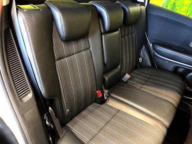 ハイブリッドZ 純正SDナビ 禁煙車 安心パッケージ クルーズコントロール LEDヘッドライト ハーフレザーシート バックカメラ フルセグTV ETC スマートキー オートライト オートエアコン(11枚目)