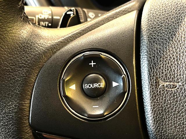 ハイブリッドZ 純正SDナビ 禁煙車 安心パッケージ クルーズコントロール LEDヘッドライト ハーフレザーシート バックカメラ フルセグTV ETC スマートキー オートライト オートエアコン(29枚目)