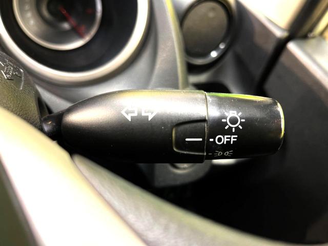 G 禁煙車 ブラックインテリア 盗難防止装置 純正CDオーディオ ヘッドライトレベライザー バニティミラー AUX接続 ECONモード チップアップシート 電動ドアミラー アッパーグローブボックス(31枚目)