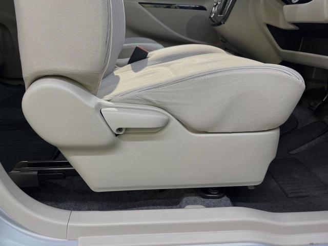 J 禁煙車 カロッツェリアナビ Bluetooth接続 アイボリーインテリア 地デジ 盗難防止システム プライバシーガラス ヘッドライトレベライザー ベンチシート アームレスト(34枚目)