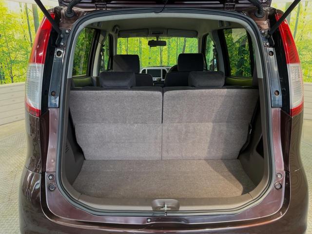 ウィット XS 禁煙車 HDDナビ スマートキー オートエアコン フォグランプ 純正14インチアルミホイール 盗難防止装置 プライバシーガラス DVD再生 シートアンダートレイ アームレスト ヘッドライトレベライザー(25枚目)