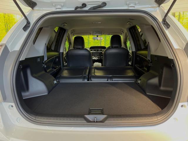 Sツーリングセレクション・G’s 禁煙車 ケンウッドナビ バックカメラ Bluetooth接続 フルセグ ETC 黒ハーフレザー LEDヘッド LEDフォグ スマートキー 純正18インチアルミ 革巻きステアリング オートエアコン(11枚目)