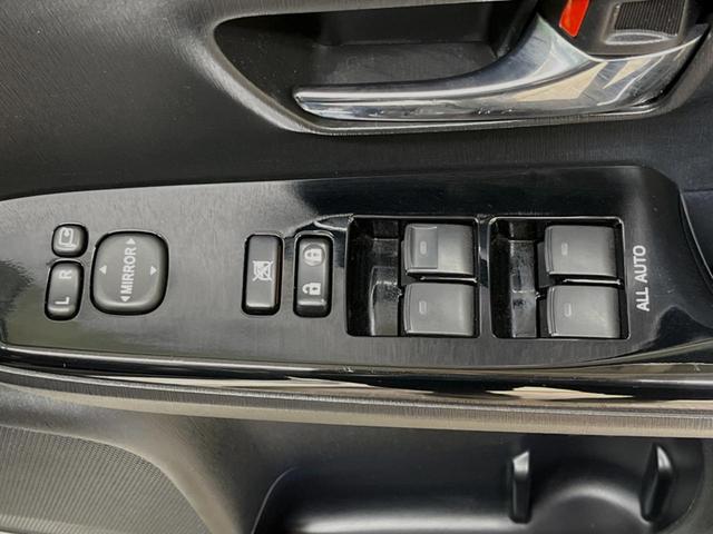 Sツーリングセレクション・G’s 禁煙車 ケンウッドナビ バックカメラ Bluetooth接続 フルセグ ETC 黒ハーフレザー LEDヘッド LEDフォグ スマートキー 純正18インチアルミ 革巻きステアリング オートエアコン(42枚目)
