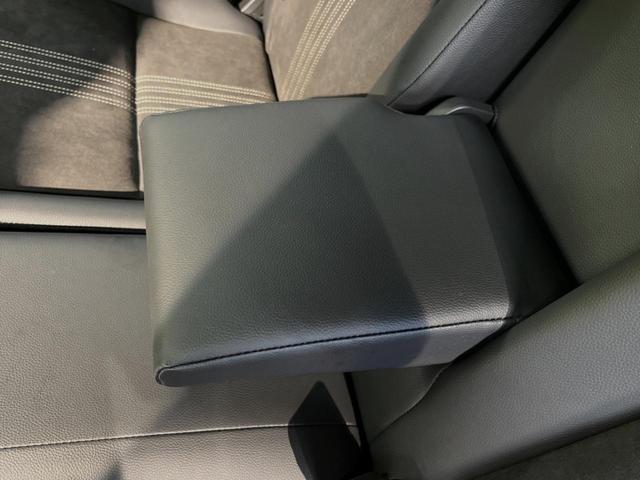 ハイブリッドRS・ホンダセンシング 禁煙車 純正8型インターナビ アダプティブクルーズ バックカメラ Bluetooth接続 フルセグ ETC 前席シートヒーター ハーフレザー LEDヘッド LEDフォグ スマートキー レーンアシスト(35枚目)