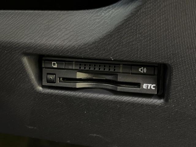 X-アーバン セーフティセンス 禁煙車 純正ナビ バックカメラ Bluetooth接続 フルセグ ETC スマートキー オートマチックハイビーム 車線逸脱警報 フォグランプ オートエアコン オートライト 盗難防止(6枚目)