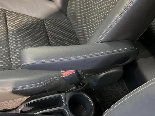 X-アーバン セーフティセンス 禁煙車 純正ナビ バックカメラ Bluetooth接続 フルセグ ETC スマートキー オートマチックハイビーム 車線逸脱警報 フォグランプ オートエアコン オートライト 盗難防止(31枚目)