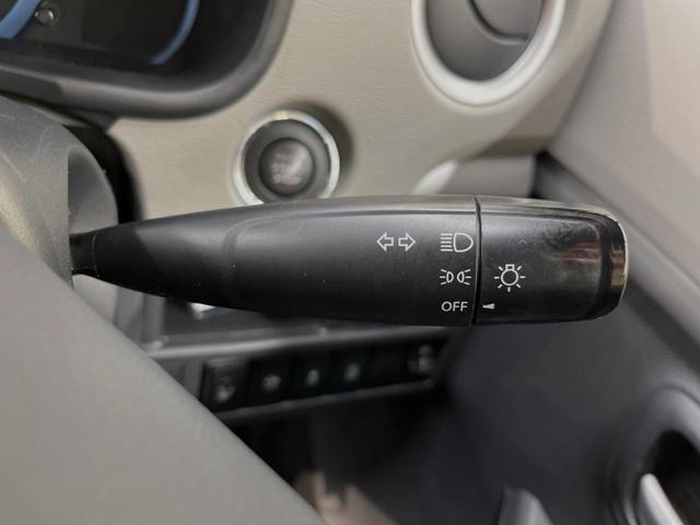 FZ SDナビ 禁煙車 セーフティサポート 運転席シートヒーター スマートキー プッシュスタート アイドリングストップ 純正14インチアルミホイール ETC ドアバイザー プライバシーガラス(29枚目)