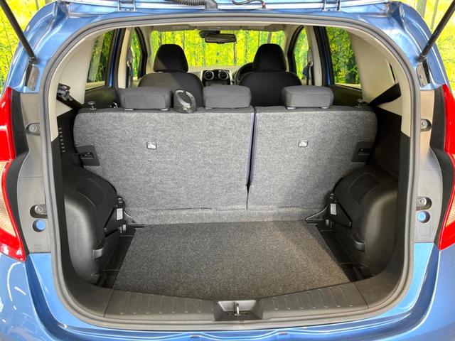 X DIG-S エマージェンシーブレーキ 禁煙車 全周囲カメラ 純正オーディオ アイドリングストップ オートエアコン オートライト スマートキー ETC ブルートリコットシート 電動格納ミラー プライバシーガラス(11枚目)