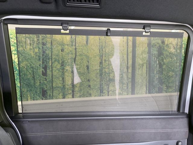 ステップワゴン ｅ：ＨＥＶスパーダ　プレミアムライン　純正１１型ナビ　フリップダウンモニター　衝突被害軽減装置　両側電動スライドドア　パワーバックドア　マルチビューカメラ　合皮コンビシート　純正１７インチアルミホイール　ＬＥＤヘッドライト＆フォグランプ（64枚目）