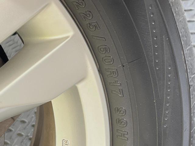 エクストレイル ２０Ｘ　４ＷＤ　ＳＤナビ　バックカメラ　禁煙車　ドラレコ　スマートキー　ＨＩＤヘッド　ＥＴＣ　オートハイビーム　オートライト　オートエアコン　純正１７インチアルミ　Ｂｌｕｅｔｏｏｔｈ　ＣＤ　ＤＶＤ再生（58枚目）