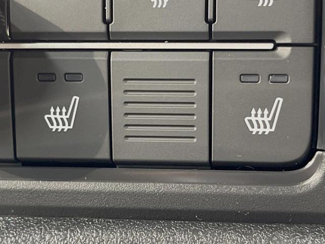 Ｎ－ＢＯＸカスタム ベースグレード　届出済未使用車　衝突被害軽減装置　パワースライドドア　アダプティブクルーズコントロール　ＬＥＤヘッドライト　プッシュスタート＆スマートキー　シートヒーター　オートエアコン　シートリフター（6枚目）
