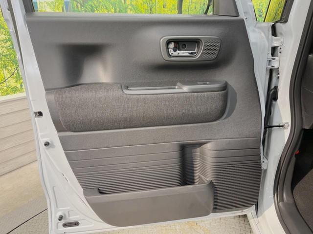 Ｎ－ＢＯＸカスタム ベースグレード　届出済未使用車　衝突被害軽減装置　パワースライドドア　アダプティブクルーズコントロール　ＬＥＤヘッドライト　プッシュスタート＆スマートキー　シートヒーター　オートエアコン　シートリフター（38枚目）