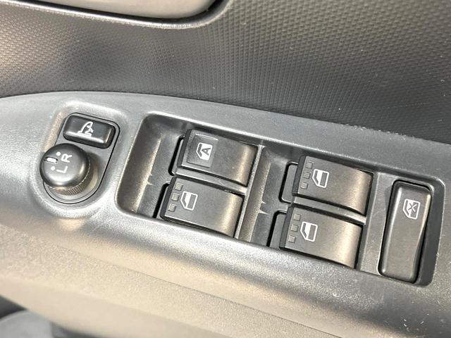 タント カスタムＸ　電動スライドドア　純正ＨＤＤナビ　バックカメラ　禁煙車　スマートキー　ＨＩＤヘッドランプ　ＥＴＣ　オートエアコン　純正１４インチアルミ　Ｂｌｕｅｔｏｏｔｈ　ＣＤ　ＤＶＤ再生　ファブリックシート（48枚目）