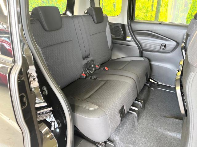 ソリオバンディット ハイブリッドMV 登録済未使用車 純正9インチナビ 両側電動ドア 全周囲カメラ 衝突被害軽減システム レーダークルーズ コーナーセンサー スマートキー LEDヘッド オートハイビーム 車線逸脱警報 オートライト(9枚目)