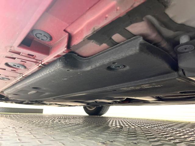 プリウスＰＨＶ Ｓナビパッケージ　メーカー１１．６型ナビ　全周囲カメラ　衝突被害軽減システム　レーダークルーズ　禁煙車　スマートキー　ＬＥＤヘッド　ビルトインＥＴＣ　オートハイビーム　車線逸脱警報　オートライト　オートエアコン（22枚目）