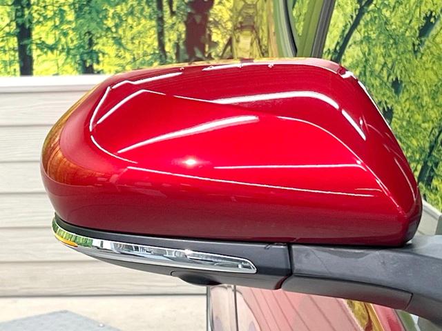 プリウスＰＨＶ Ｓナビパッケージ　メーカー１１．６型ナビ　全周囲カメラ　衝突被害軽減システム　レーダークルーズ　禁煙車　スマートキー　ＬＥＤヘッド　ビルトインＥＴＣ　オートハイビーム　車線逸脱警報　オートライト　オートエアコン（30枚目）