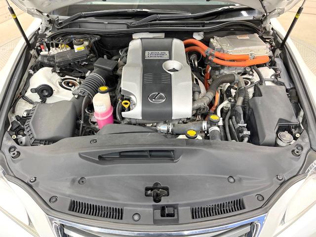 ＩＳ ＩＳ３００ｈ　バージョンＬ　メーカーＳＤナビ　プレミアムサウンド　バックカメラ　禁煙車　レザーシート　前席シートエアコン　ドラレコ　スマートキー　ＬＥＤヘッド　ビルトインＥＴＣ　クルコン　デュアルエアコン　純正１７インチＡＷ（18枚目）