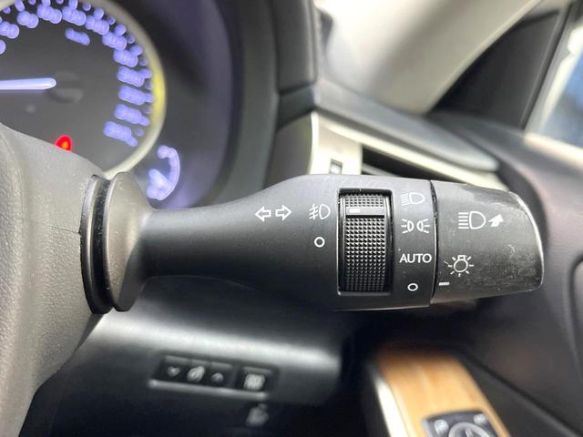 ＩＳ ＩＳ３００ｈ　バージョンＬ　メーカーＳＤナビ　プレミアムサウンド　バックカメラ　禁煙車　レザーシート　前席シートエアコン　ドラレコ　スマートキー　ＬＥＤヘッド　ビルトインＥＴＣ　クルコン　デュアルエアコン　純正１７インチＡＷ（60枚目）
