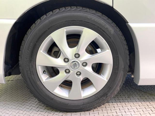 セレナ ハイウェイスター　両側電動ドア　純正ＳＤナビ　バックカメラ　禁煙車　スマートキー　ビルトインＥＴＣ　クルコン　オートライト　デュアルエアコン　純正１６インチアルミ　リアエアコン　Ｂｌｕｅｔｏｏｔｈ　ＣＤ　ＤＶＤ再生（14枚目）
