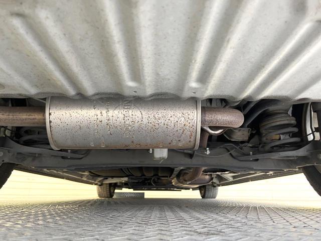 セレナ ハイウェイスター　両側電動ドア　純正ＳＤナビ　バックカメラ　禁煙車　スマートキー　ビルトインＥＴＣ　クルコン　オートライト　デュアルエアコン　純正１６インチアルミ　リアエアコン　Ｂｌｕｅｔｏｏｔｈ　ＣＤ　ＤＶＤ再生（20枚目）