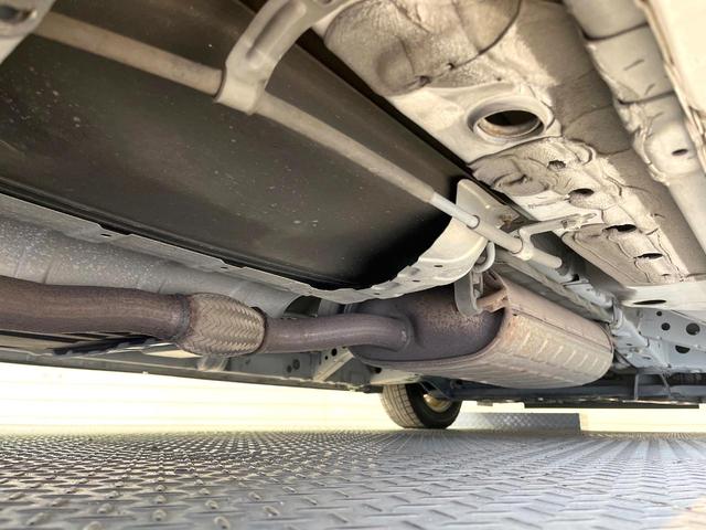 セレナ ハイウェイスター　両側電動ドア　純正ＳＤナビ　バックカメラ　禁煙車　スマートキー　ビルトインＥＴＣ　クルコン　オートライト　デュアルエアコン　純正１６インチアルミ　リアエアコン　Ｂｌｕｅｔｏｏｔｈ　ＣＤ　ＤＶＤ再生（24枚目）