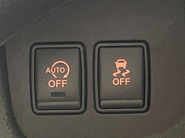 セレナ ハイウェイスター　両側電動ドア　純正ＳＤナビ　バックカメラ　禁煙車　スマートキー　ビルトインＥＴＣ　クルコン　オートライト　デュアルエアコン　純正１６インチアルミ　リアエアコン　Ｂｌｕｅｔｏｏｔｈ　ＣＤ　ＤＶＤ再生（38枚目）