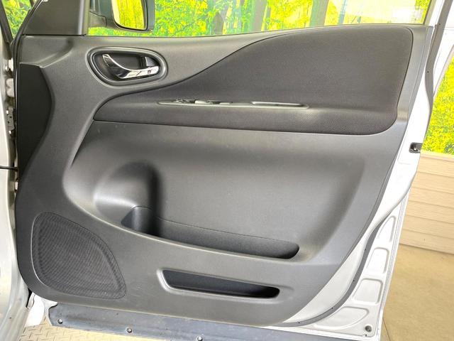 セレナ ハイウェイスター　両側電動ドア　純正ＳＤナビ　バックカメラ　禁煙車　スマートキー　ビルトインＥＴＣ　クルコン　オートライト　デュアルエアコン　純正１６インチアルミ　リアエアコン　Ｂｌｕｅｔｏｏｔｈ　ＣＤ　ＤＶＤ再生（58枚目）