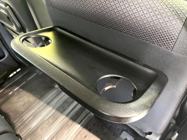セレナ ハイウェイスター　両側電動ドア　純正ＳＤナビ　バックカメラ　禁煙車　スマートキー　ビルトインＥＴＣ　クルコン　オートライト　デュアルエアコン　純正１６インチアルミ　リアエアコン　Ｂｌｕｅｔｏｏｔｈ　ＣＤ　ＤＶＤ再生（61枚目）