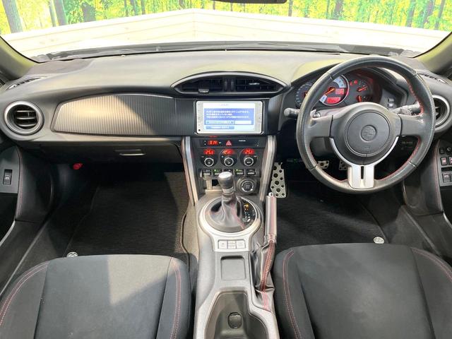 ８６ ＧＴ　純正ナビ　バックカメラ　禁煙車　スマートキー　ＨＩＤヘッド　ＥＴＣ　パドルシフト　オートライト　デュアルエアコン　Ｂｌｕｅｔｏｏｔｈ接続　オートエアコン　電動格納ミラー　プライバシーガラス（2枚目）