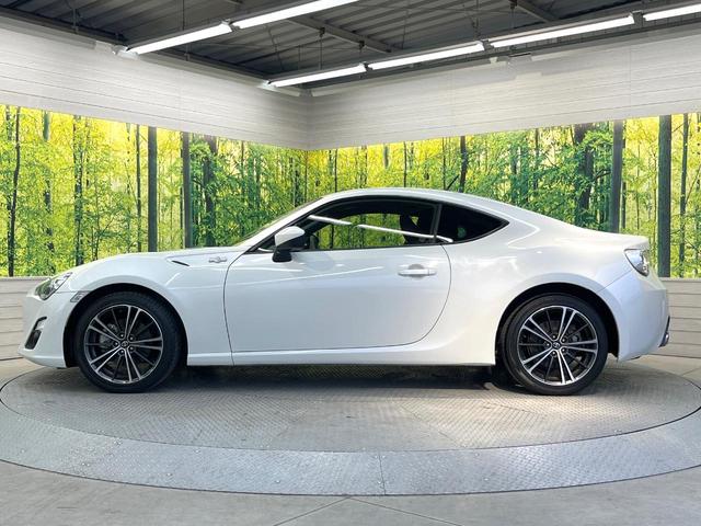 ８６ ＧＴ　純正ナビ　バックカメラ　禁煙車　スマートキー　ＨＩＤヘッド　ＥＴＣ　パドルシフト　オートライト　デュアルエアコン　Ｂｌｕｅｔｏｏｔｈ接続　オートエアコン　電動格納ミラー　プライバシーガラス（30枚目）